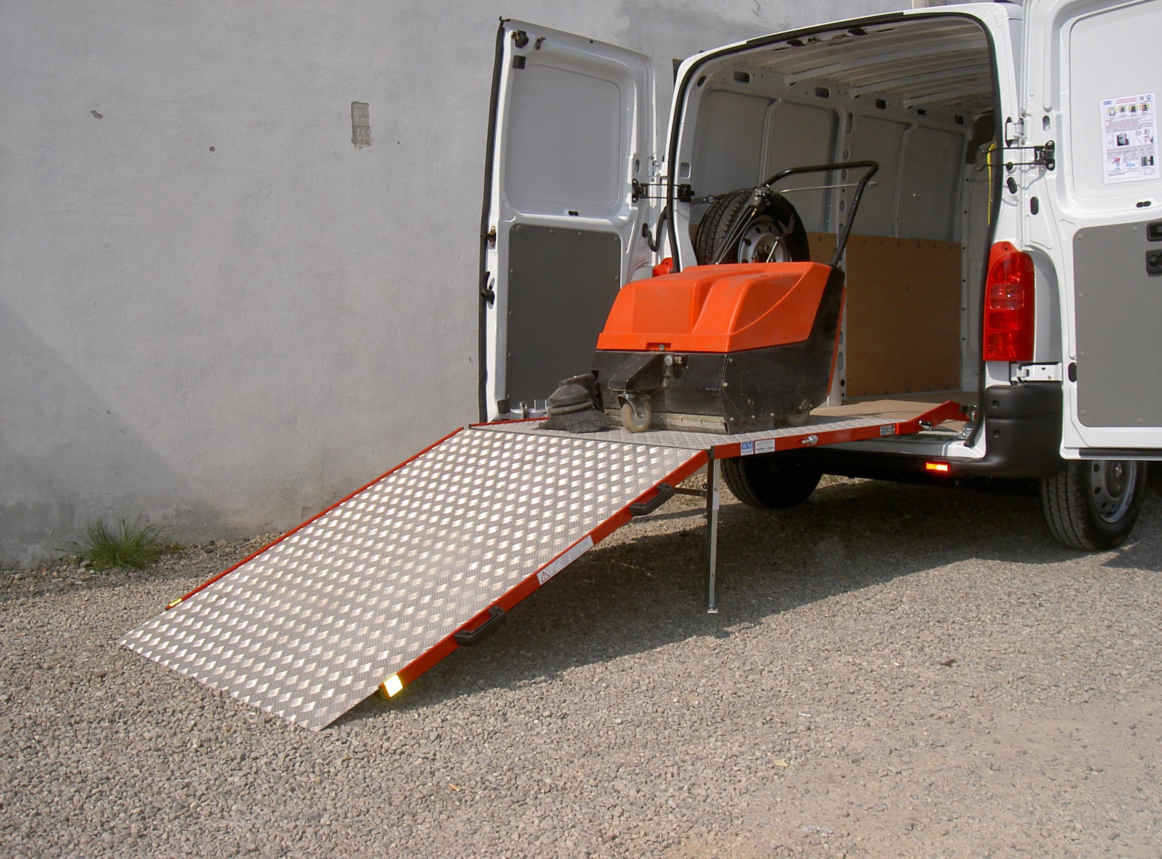 Piattaforma Elevatrice Per Sedia A Rotelle - BBI 1 Series - Mariani - Foto 12